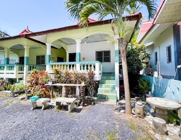 Single house 2 bed 1 bath Available for Rent in Hua Thanon Lamai Koh Samui Thailand property Re
