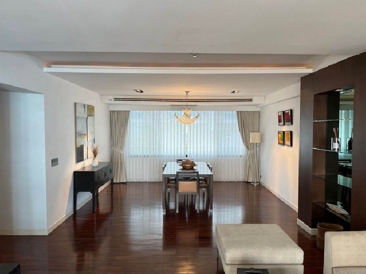 Condo For Rent "Icon 2" -- 2 Bedrooms 140 Sq.m. 35,000 Baht -- Convenient travel, Easy connecti