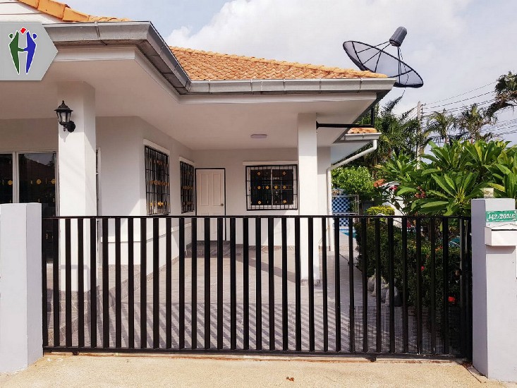 Pool villas Soi siam for sale and rent