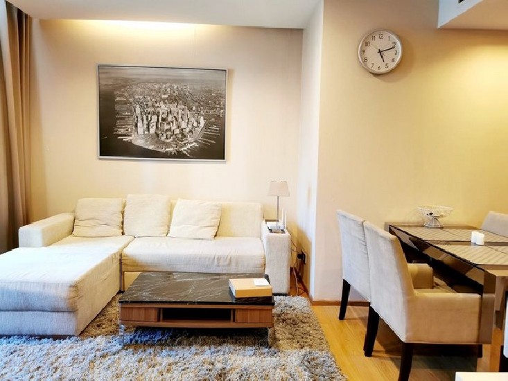 Condo For Rent "The Address Asoke" -- 2 Beds 65 Sq.m. Close to the Airport Link Suvarnabhumi Ai