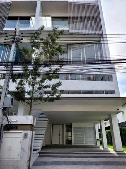 For Rent Ϳ 4 ç LUXE35 (Luxury Townhome) Ҵ 